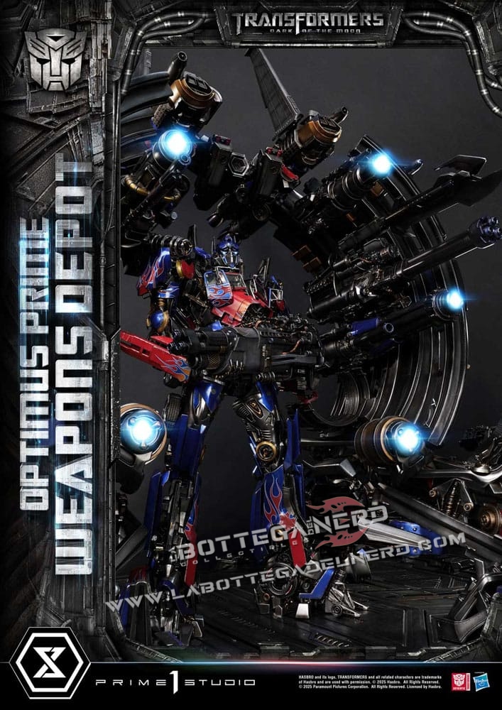 Transformers: Dark of the Moon - Museum Masterline Statue Optimus Prime Weapons Depot (Bonus Version) 127cm - immagine 10
