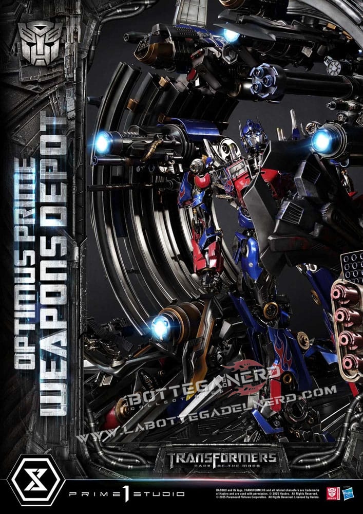 Transformers: Dark of the Moon - Museum Masterline Statue Optimus Prime Weapons Depot (Bonus Version) 127cm - immagine 9