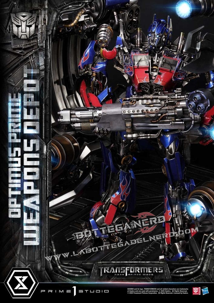 Transformers: Dark of the Moon - Museum Masterline Statue Optimus Prime Weapons Depot (Bonus Version) 127cm - immagine 7