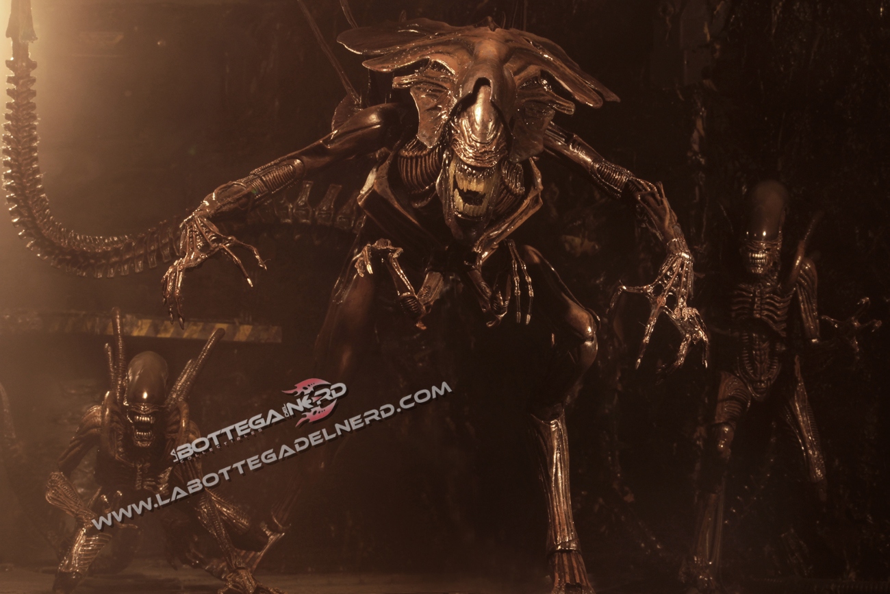 Alien Resurrection - Deluxe Alien Queen 38cm - immagine 4