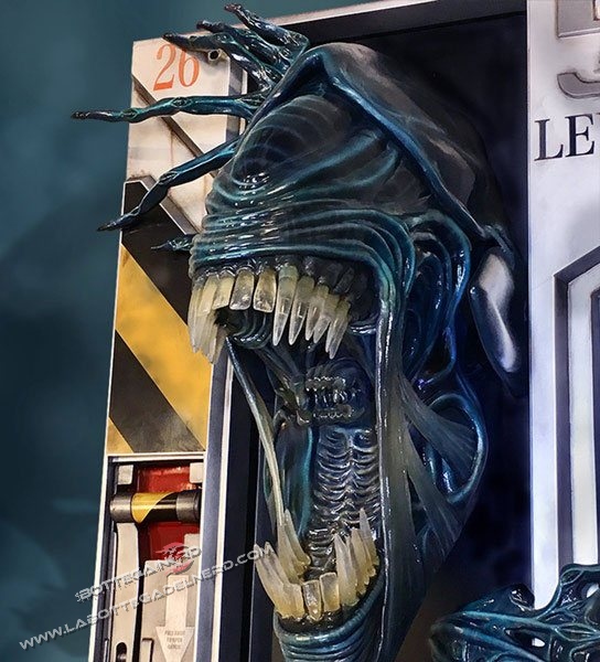 Aliens - Life-Size Alien Queen 94 x 81 x 51 cm - immagine 5