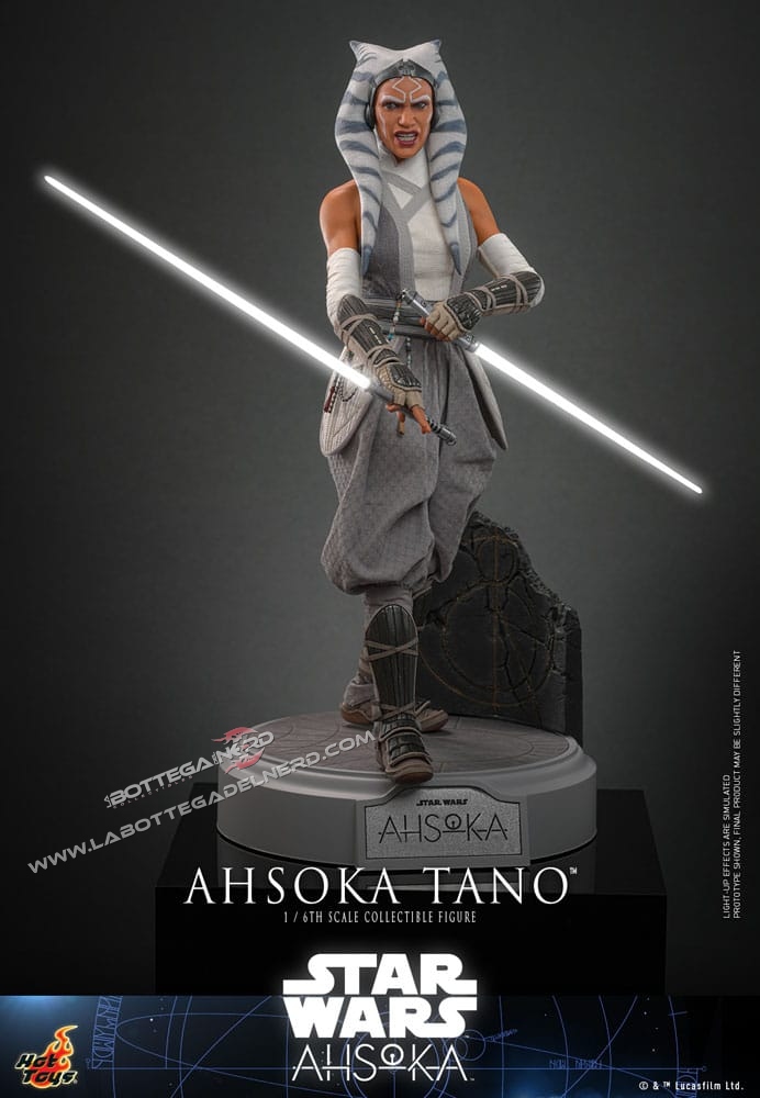 Star Wars: Ahsoka - Action Figure 1/6 Ahsoka Tano 28cm - immagine 4
