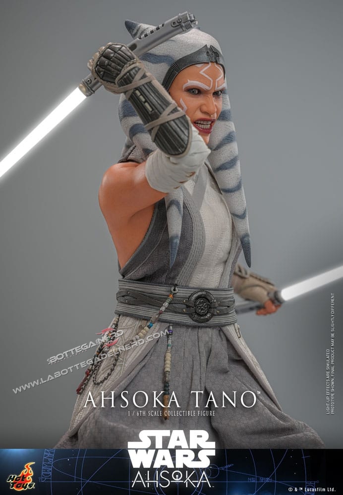 Star Wars: Ahsoka - Action Figure 1/6 Ahsoka Tano 28cm - immagine 3