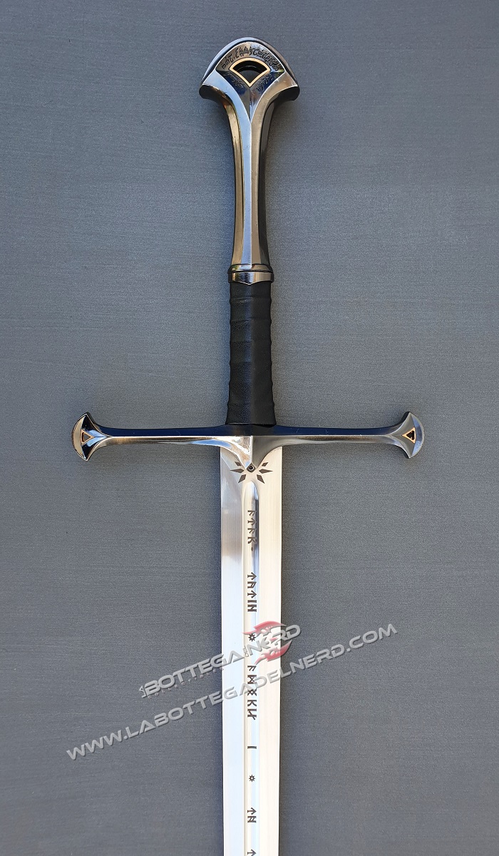 Il Signore degli Anelli - Anduril di Aragorn con incisione + Pannello a muro - immagine 7
