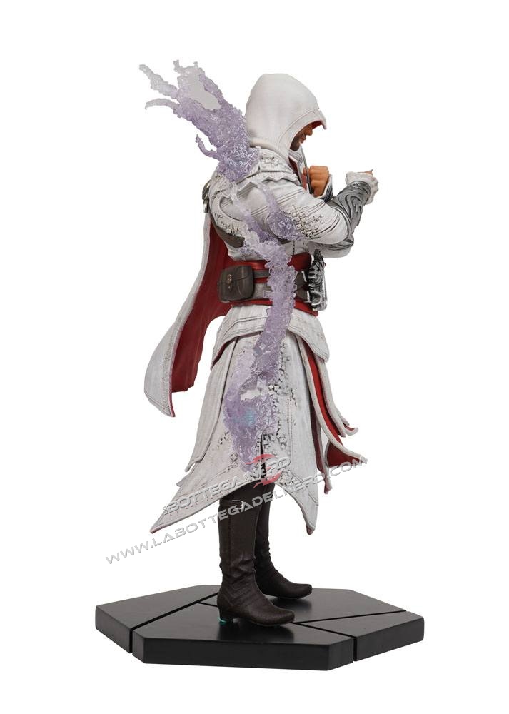 Assassin's Creed Brotherhood - Statue Master Assassin Ezio 25cm - immagine 4
