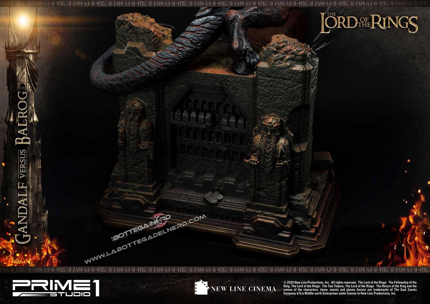 Il Signore degli Anelli - Statua Gandalf Vs. Balrog 79cm - immagine 9