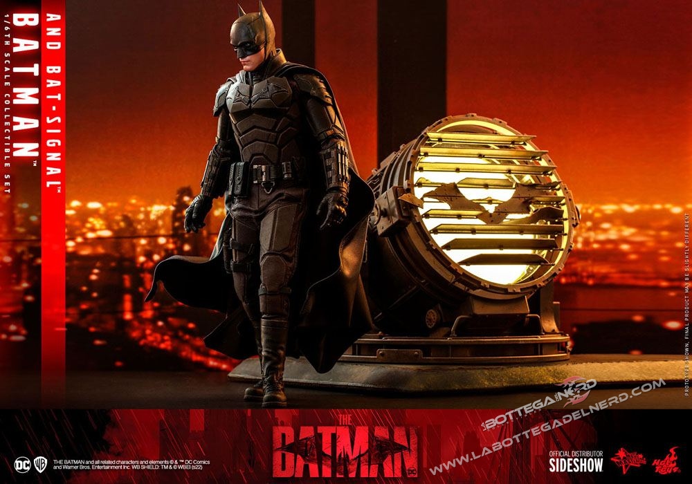 The Batman - Masterpiece Action Figure 1/6 Batman with Bat-Signal 31cm - immagine 11