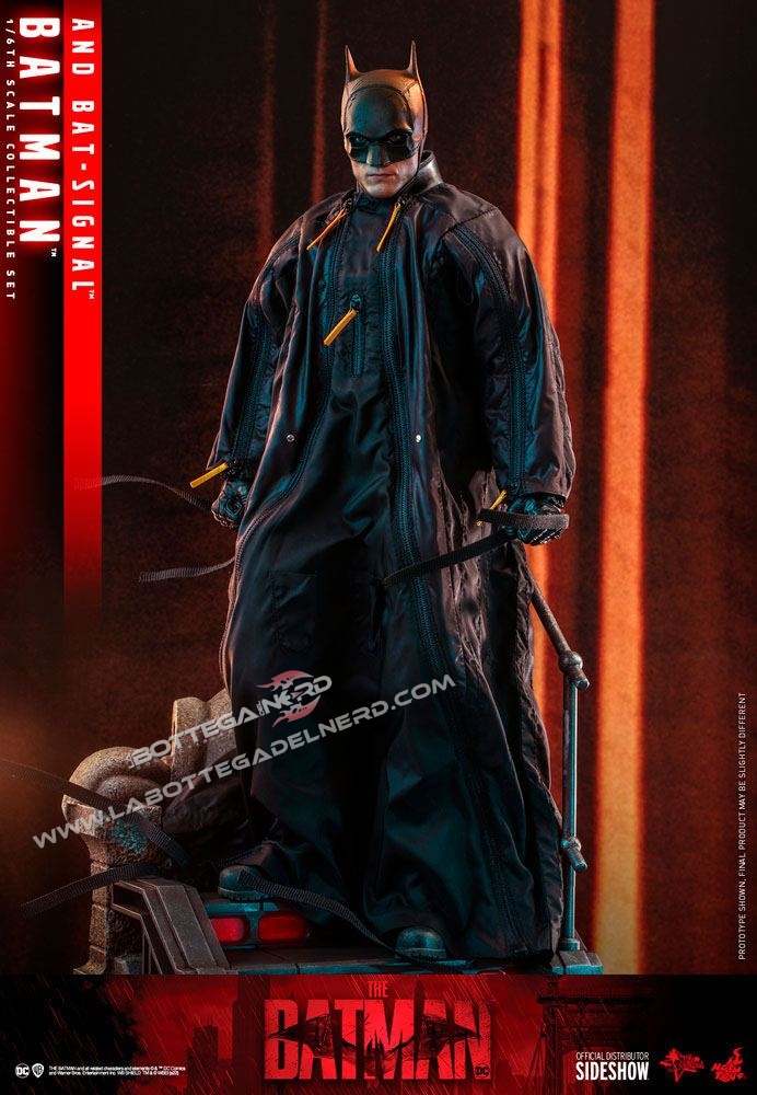 The Batman - Masterpiece Action Figure 1/6 Batman with Bat-Signal 31cm - immagine 6