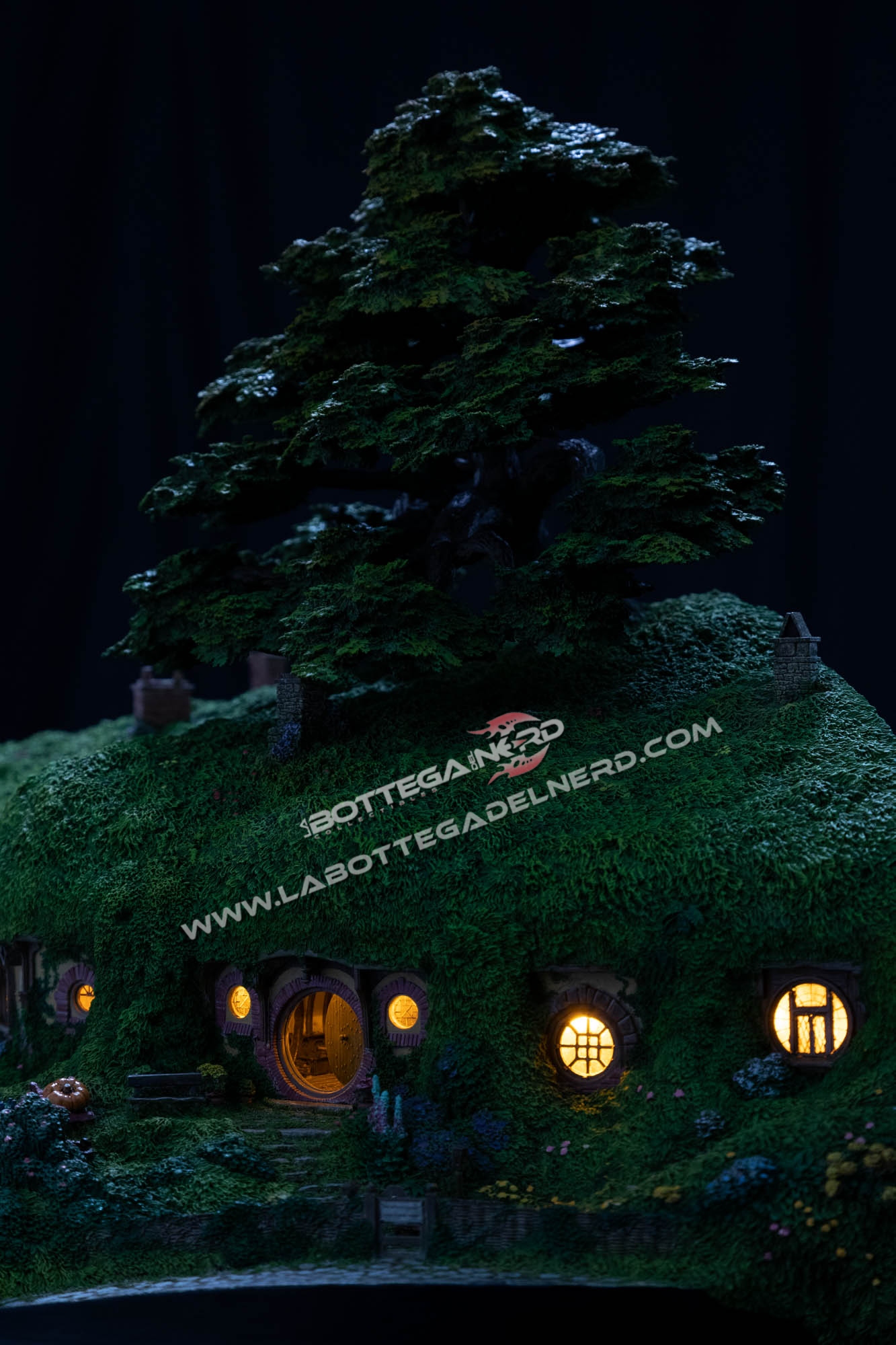Lord of the Rings - Statue Bag End on the Hill Limited Edition 58cm - immagine 2
