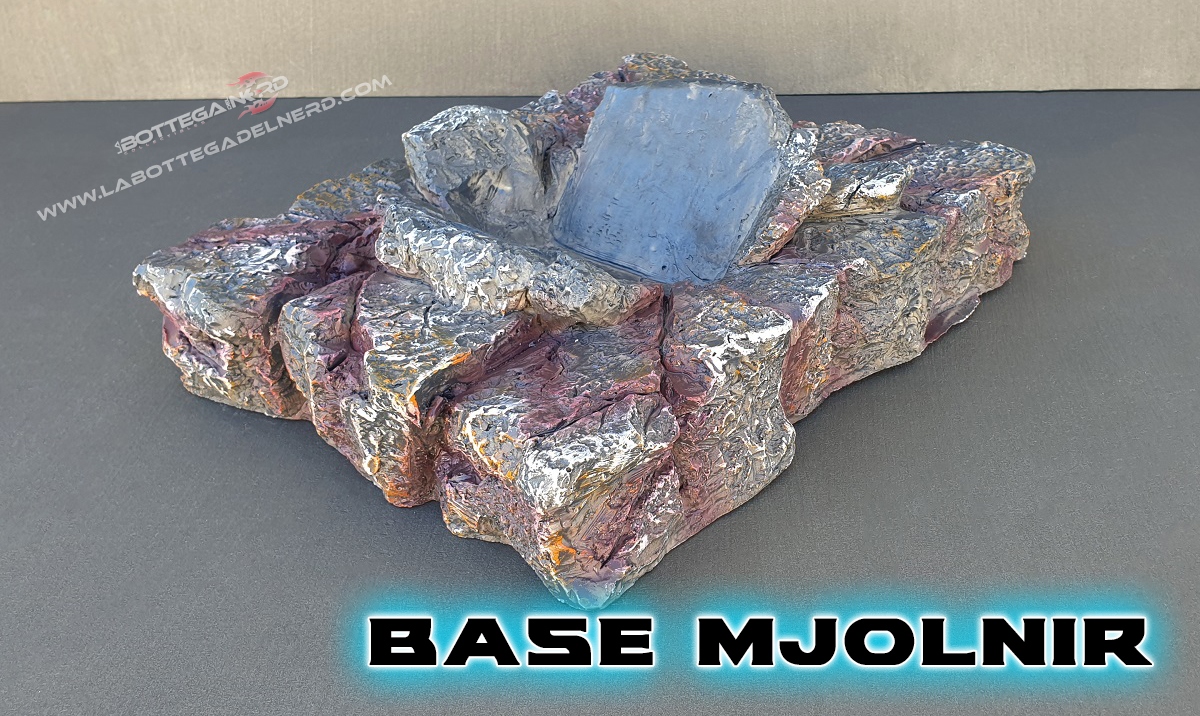 Marvel - Base d'appoggio Deluxe per Martello di Thor (Mjöllnir) - immagine 3