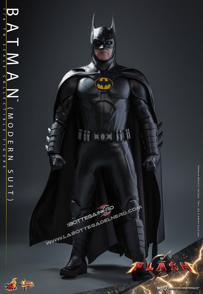 The Flash - Action Figure 1/6 Batman (Modern Suit) 30cm - immagine 4