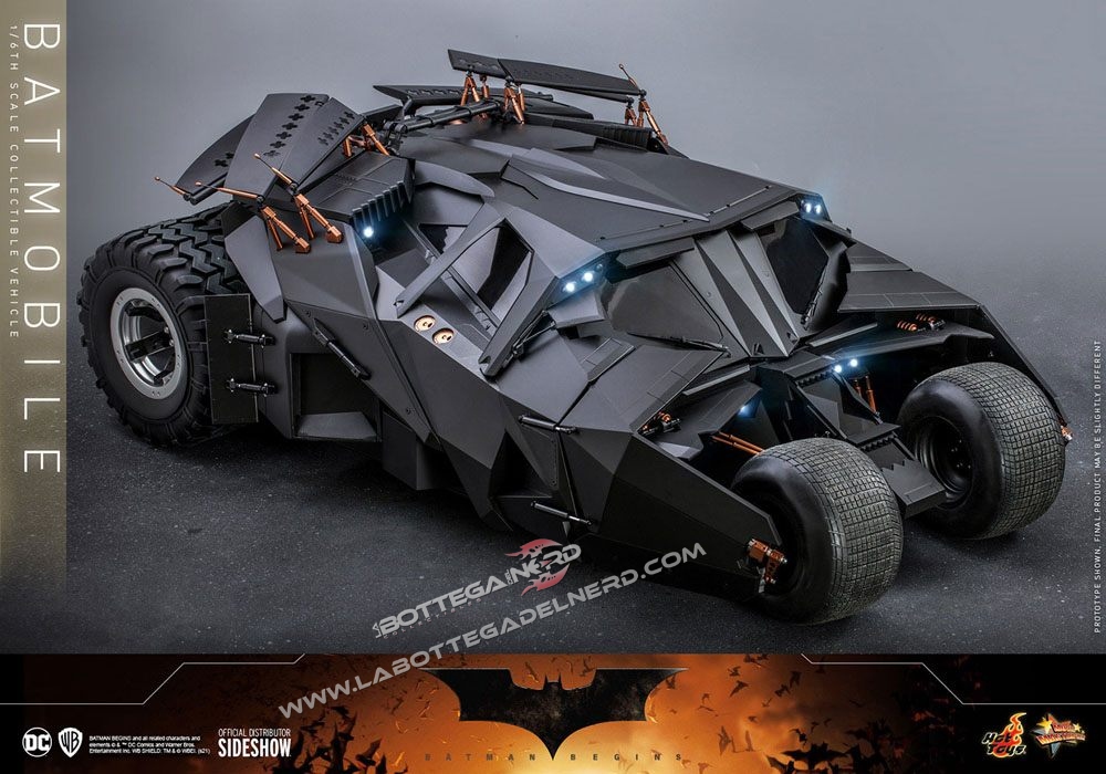 Batman The Dark Knight Rises - Movie Masterpiece 1/6 Batmobile 73cm - immagine 2