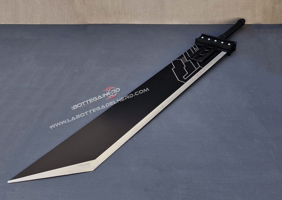 FINAL FANTASY VII - Replica BUSTER SWORD spada di Cloud 142cm - immagine 6