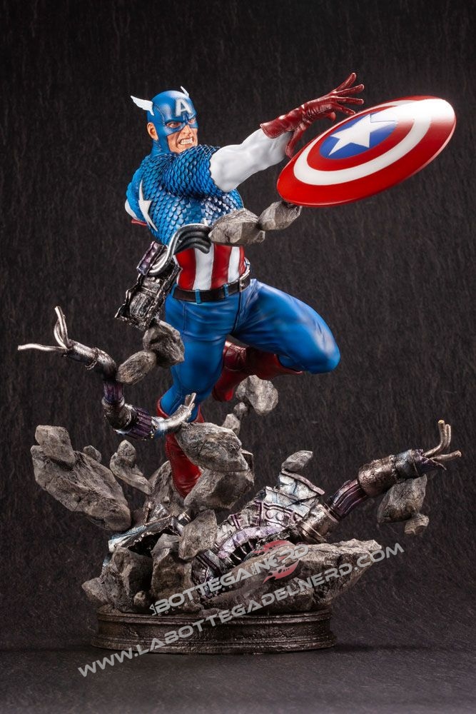 Marvel Comics - Fine Art Statue 1/6 Captain America 36cm - immagine 2