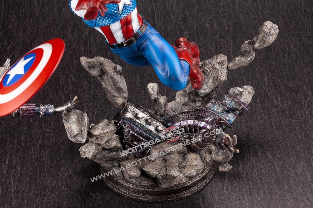Marvel Comics - Fine Art Statue 1/6 Captain America 36cm - immagine 5