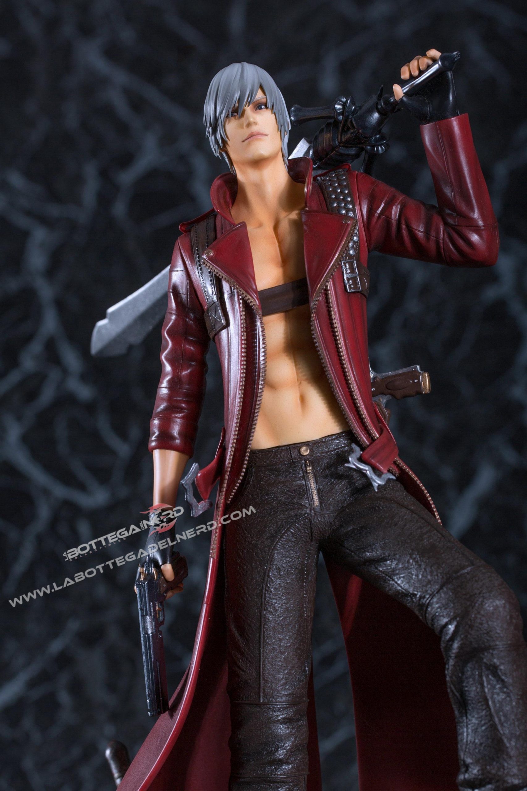 Devil May Cry 3 - Statua Dante 40cm - immagine 3