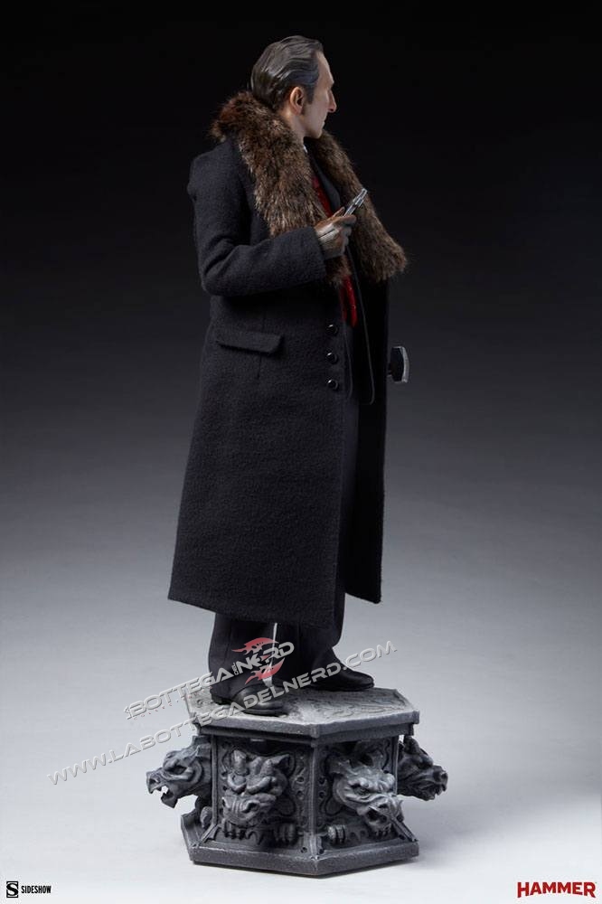 Dracula - Premium Format Statue Van Helsing (Peter Cushing) 55cm - immagine 4