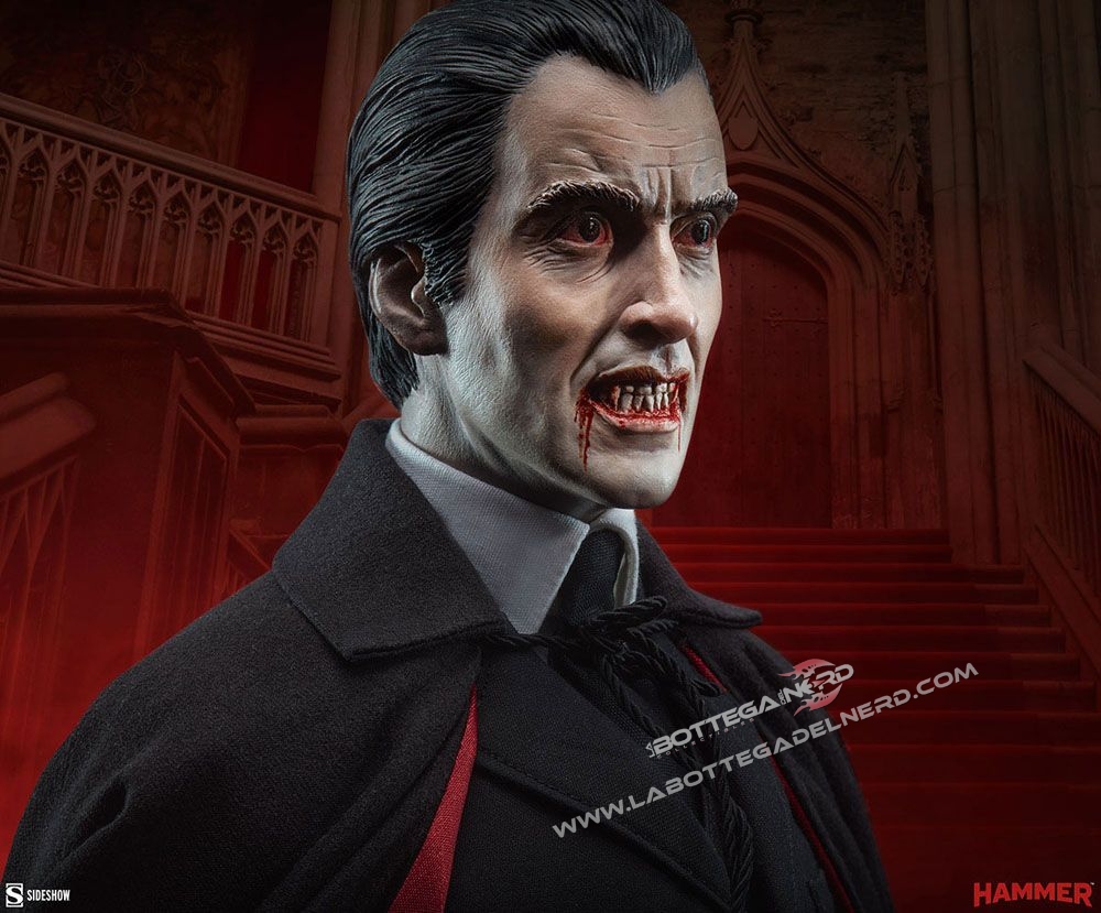 Dracula - Premium Format Statue Dracula (Christopher Lee) 56cm - immagine 2