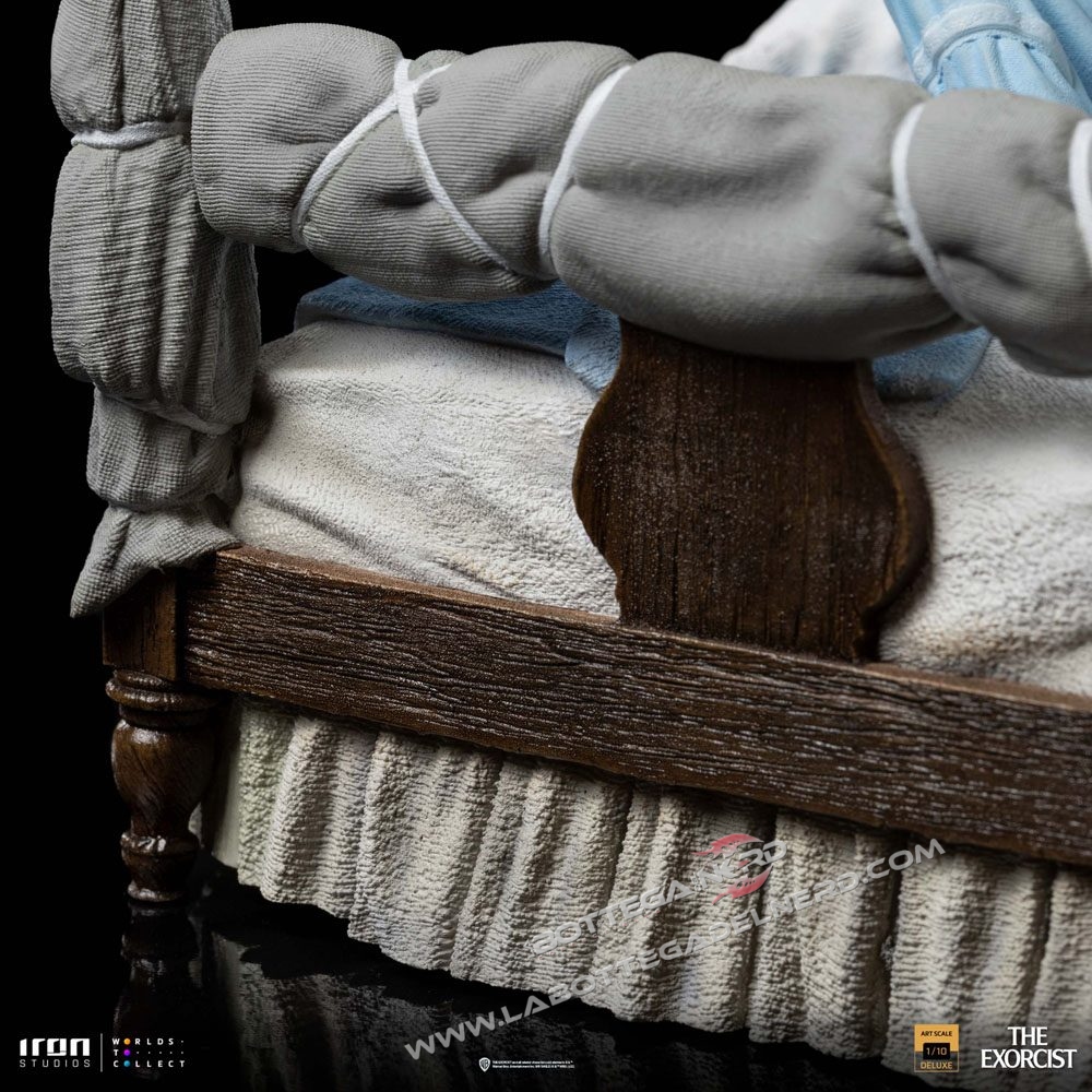 The Exorcist - Statue Deluxe 1/10 Possessed Regan McNeil 24cm - immagine 4