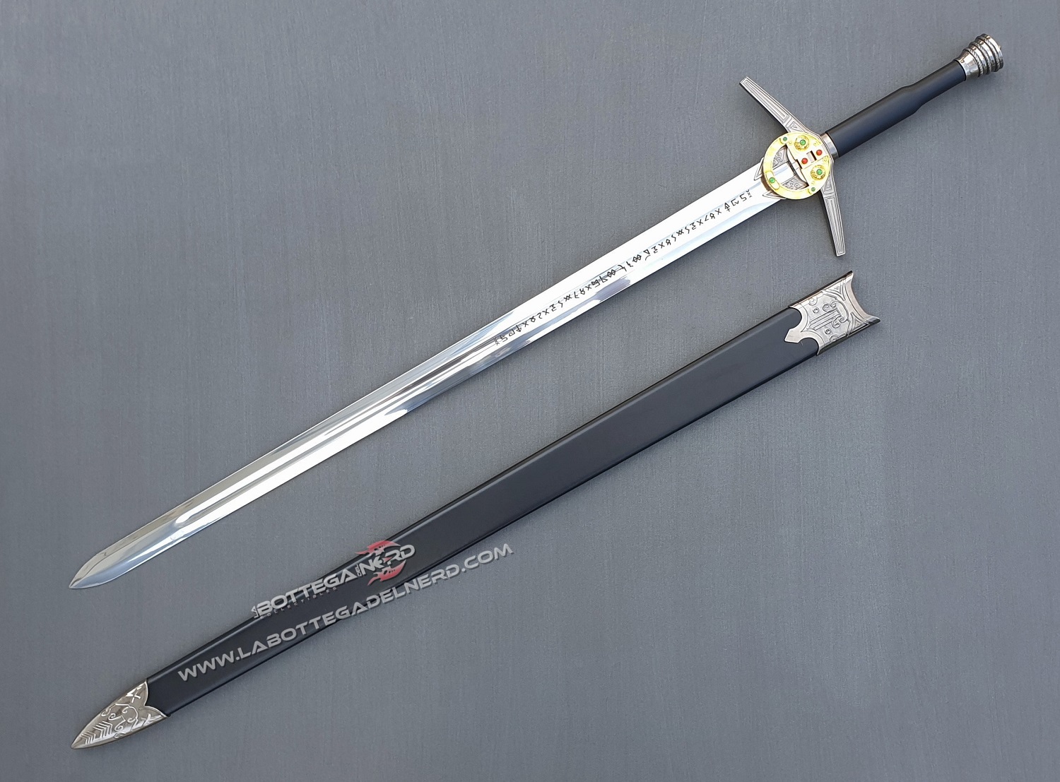 The Witcher - NETFLIX SERIES Replica Spada d'acciaio Geralt di Rivia Deluxe - immagine 4