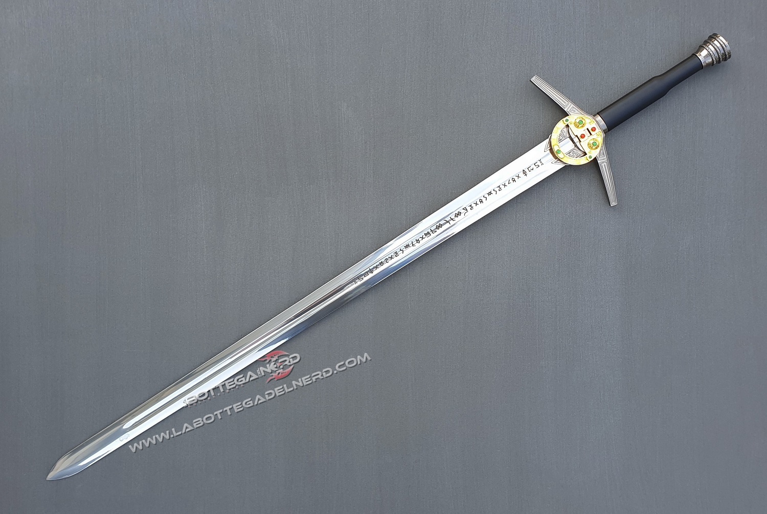 The Witcher - NETFLIX SERIES Replica Spada d'acciaio Geralt di Rivia Deluxe - immagine 6