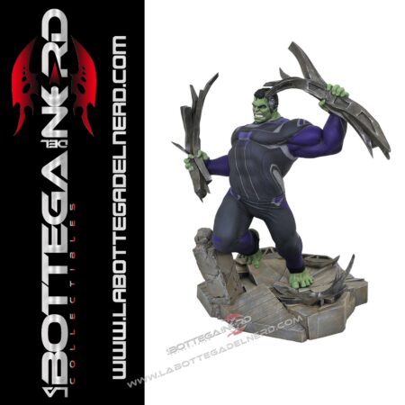 Avengers: Endgame - Diorama Tracksuit Hulk 23cm
