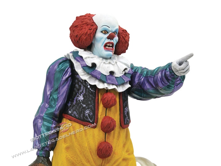 IT - Diamond Gallery Diorama Pennywise 1990 25cm - immagine 3