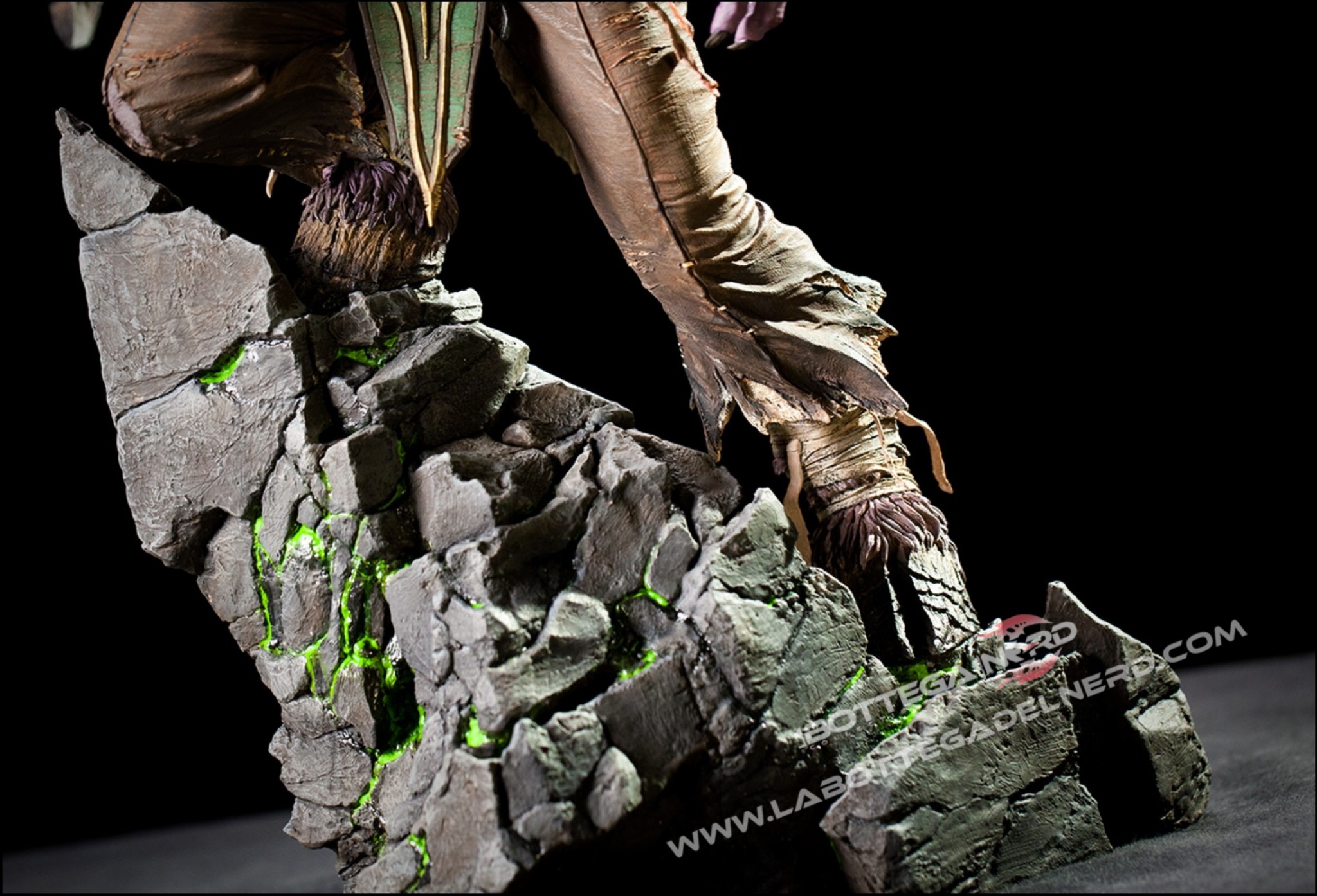 BLIZZARD World of Warcraft - Statue Illidan Stormrage 60cm - immagine 5