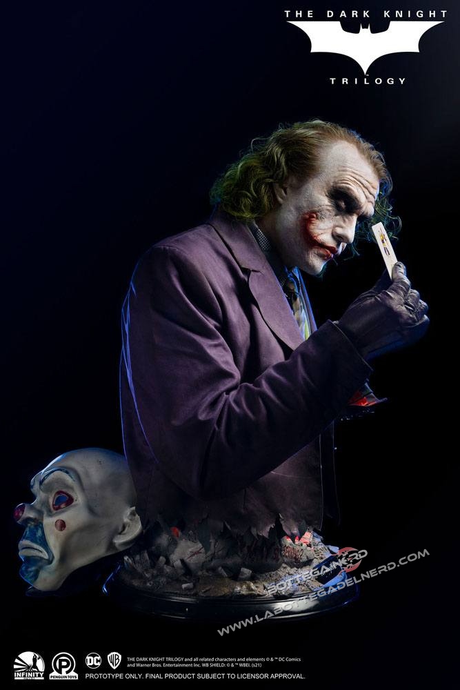 The Dark Knight - Infinity Studio Life-Size Bust Joker 82cm - immagine 8