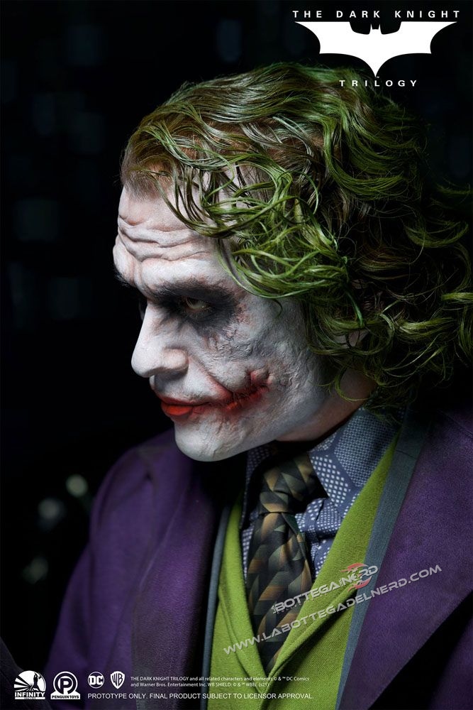The Dark Knight - Infinity Studio Life-Size Bust Joker 82cm - immagine 6