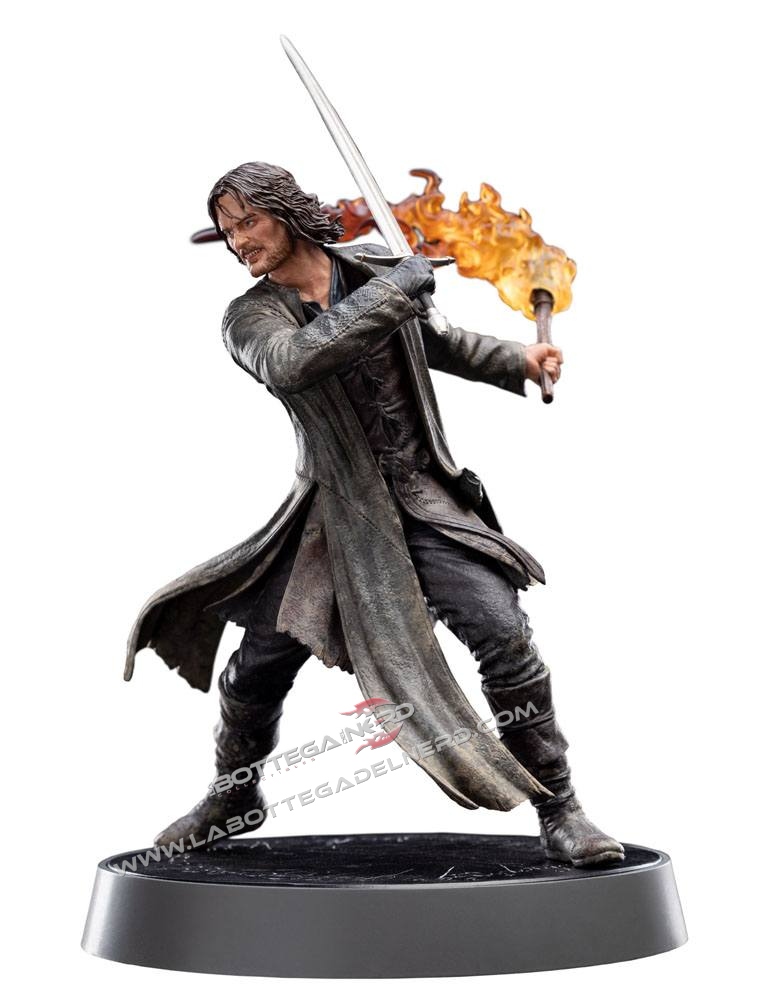 Il Signore degli Anelli - Figures of Fandom PVC Statue Aragorn 28cm - immagine 2