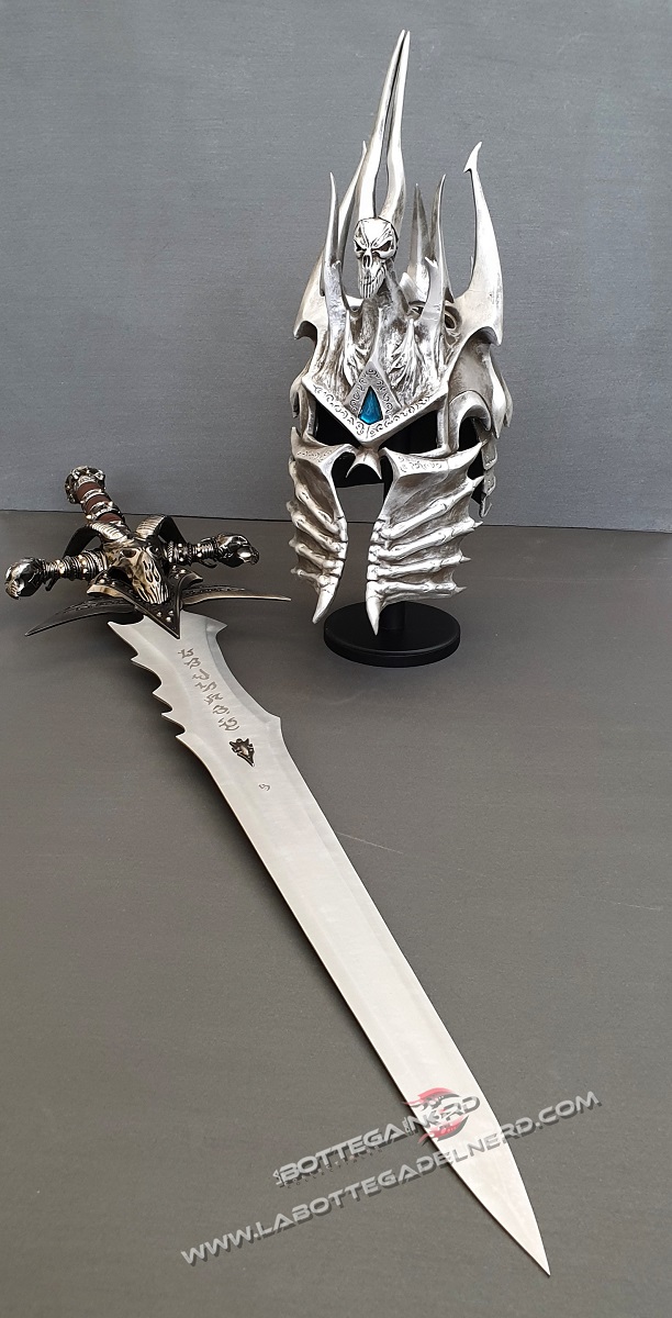 World of Warcraft - FROSTMOURNE + ELMO Lich King - immagine 3