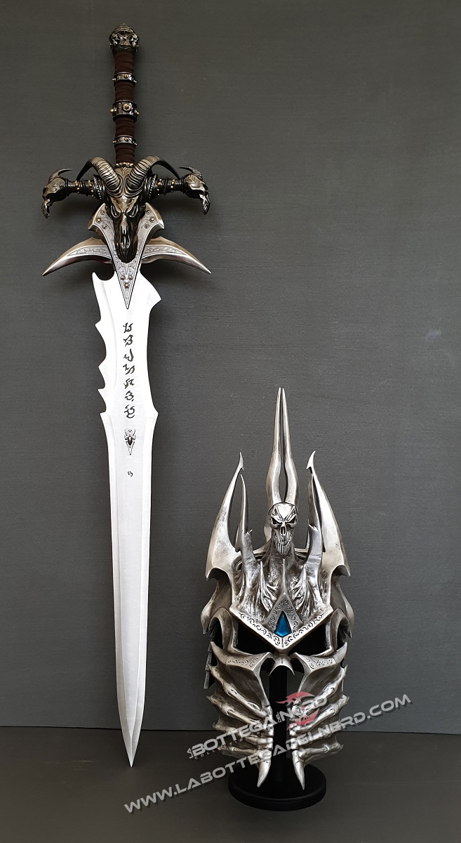 World of Warcraft - FROSTMOURNE + ELMO Lich King - immagine 4