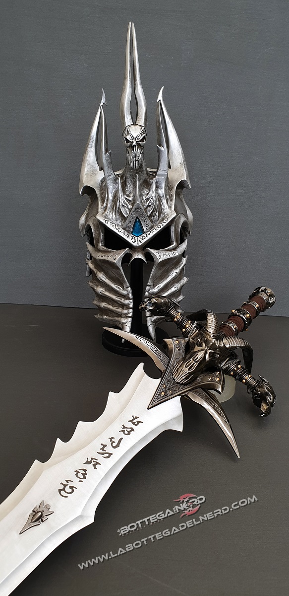 World of Warcraft - FROSTMOURNE + ELMO Lich King - immagine 5