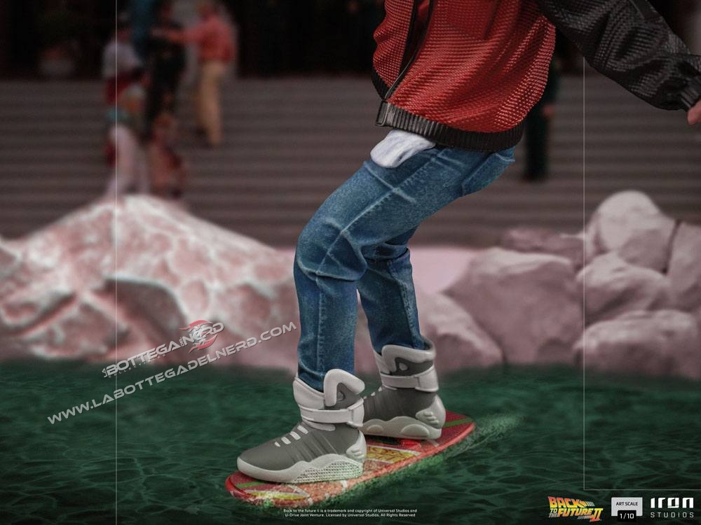 Back to the Future II - Statue 1/10 Marty McFly on Hoverboard 22cm - immagine 3