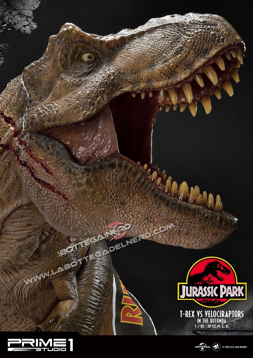 Jurassic Park - Statua 1/8 T-Rex vs Velociraptors 65cm - immagine 4