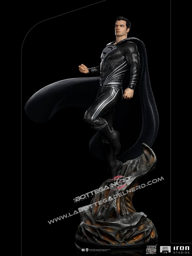 Zack Snyder's Justice League - Statue 1/4 Superman Black Suit 69cm - immagine 5