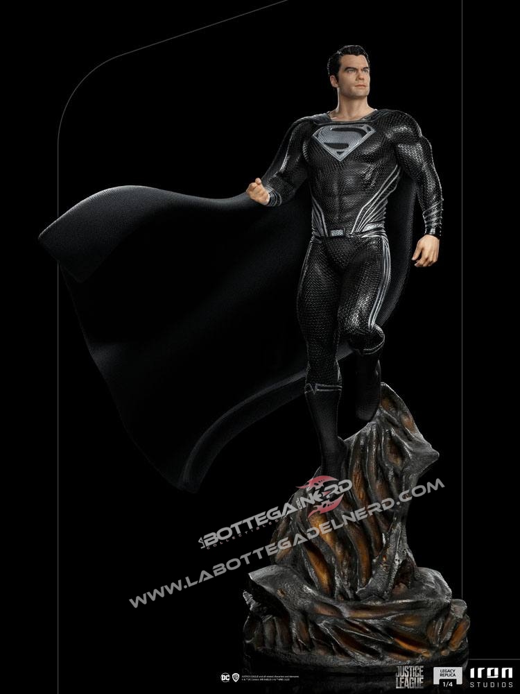 Zack Snyder's Justice League - Statue 1/4 Superman Black Suit 69cm - immagine 3