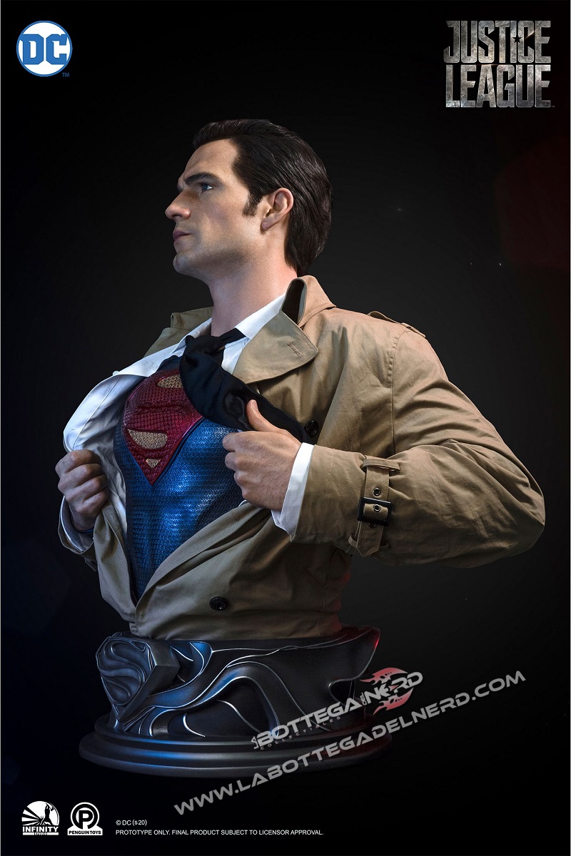 DC Comics: Justice League - Superman Life Sized Bust 88cm - immagine 9