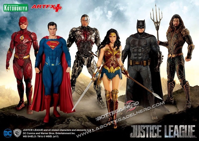 Justice League - ARTFX+ Statua 1/10 Batman 21cm - immagine 4