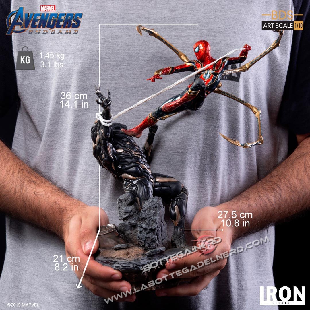 Avengers: Endgame - Statua Iron Spider vs Outrider 36cm - immagine 6