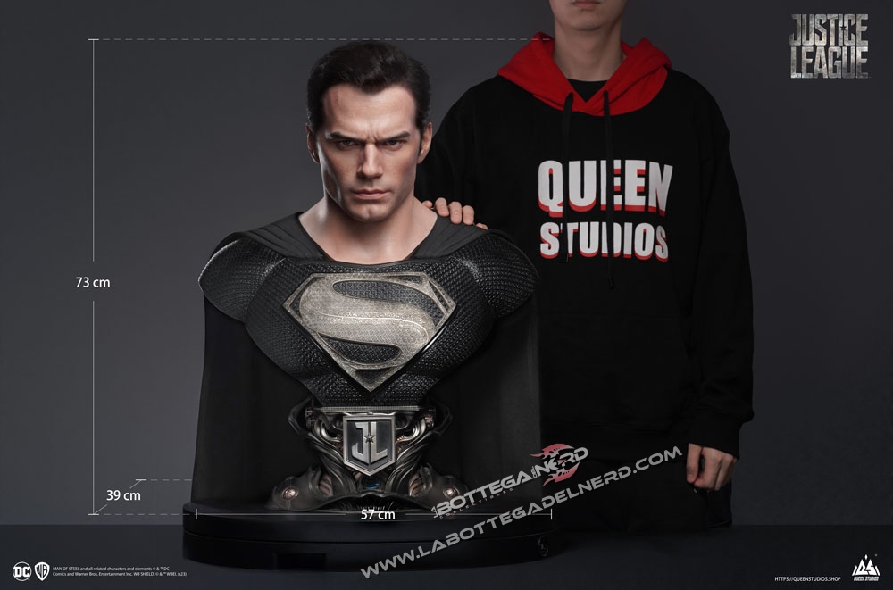 Superman - Bust 1/1 Superman Black Version 73cm - immagine 12