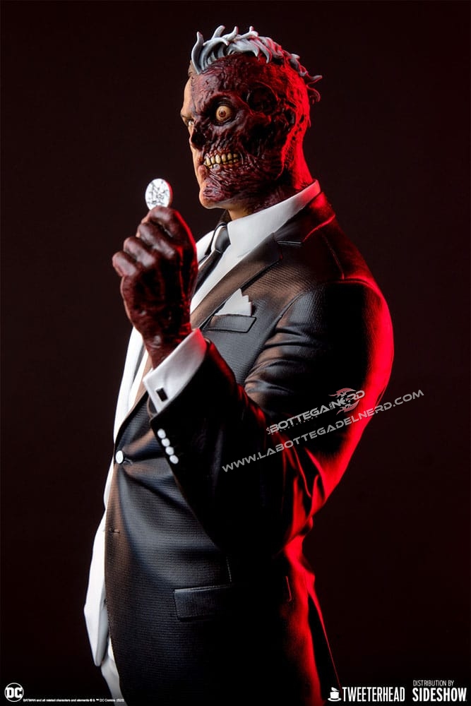 DC Comics - Maquette Statue 1/4 Two-Face (Due Facce) 52cm - immagine 3