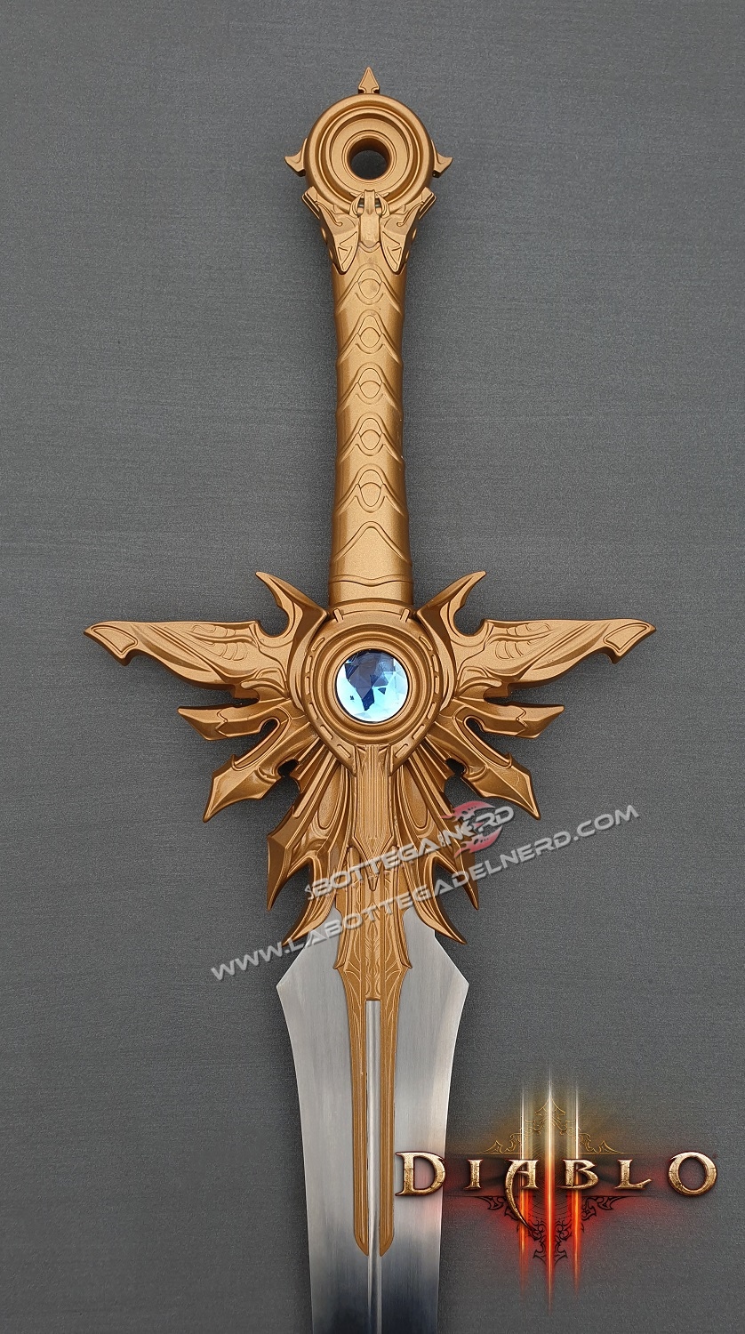 DIABLO III - Replica Deluxe Spada della Giustizia TYRAEL SWORD 1:1 - immagine 3
