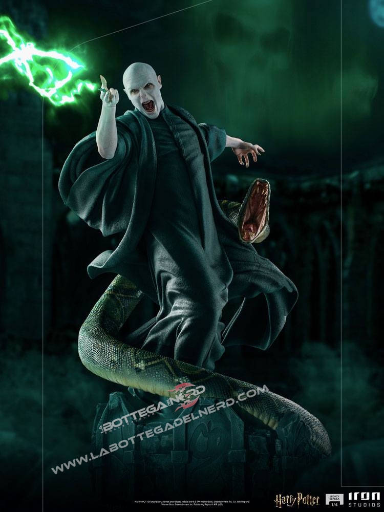 Harry Potter - Legacy Replica Statue 1/4 Voldemort & Nagini 58cm - immagine 2