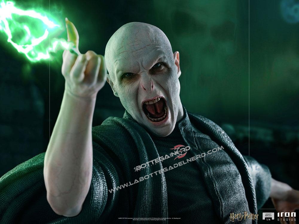 Harry Potter - Legacy Replica Statue 1/4 Voldemort & Nagini 58cm - immagine 4