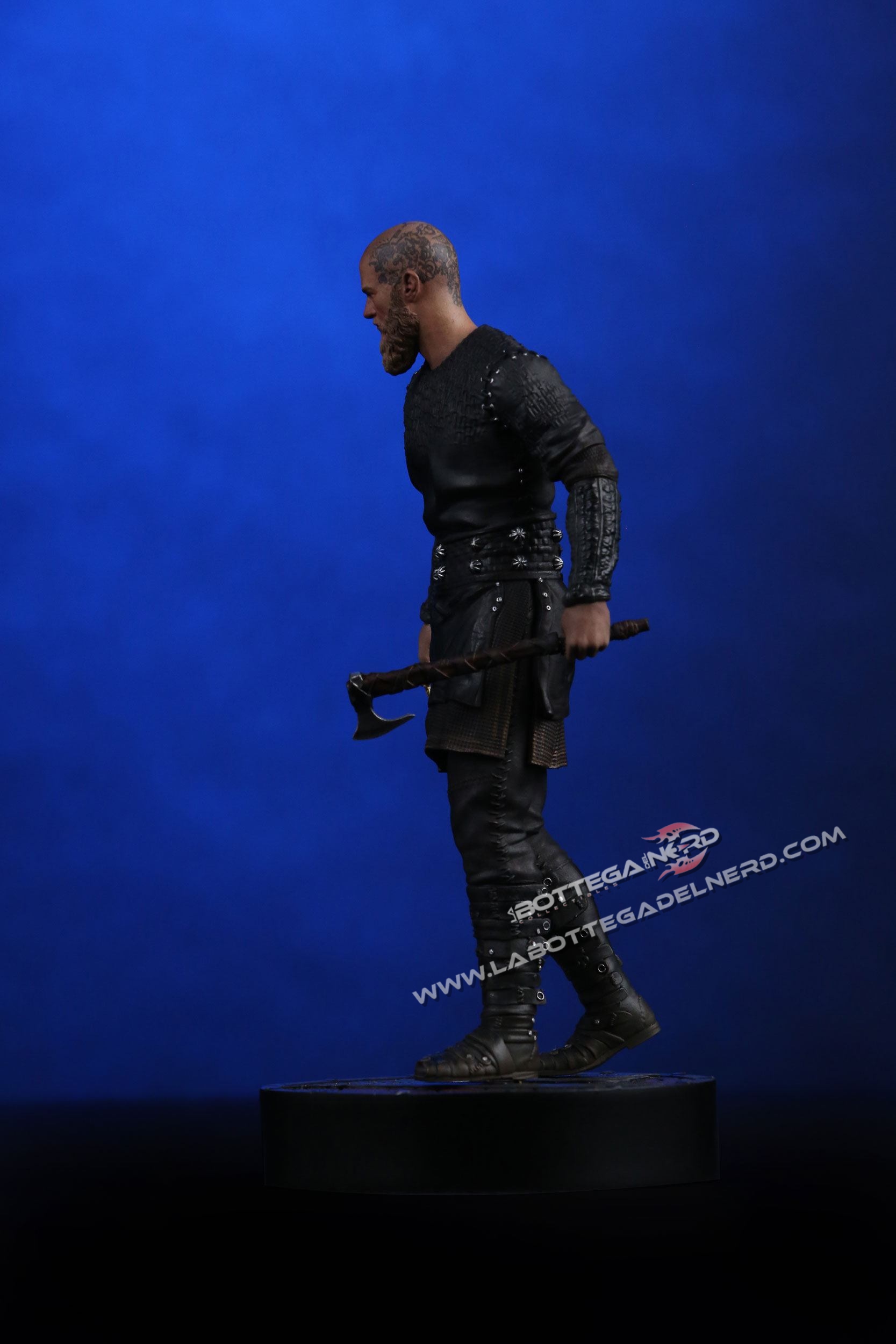 Vikings - Statua Ragnar Lodbrok 23cm - immagine 3