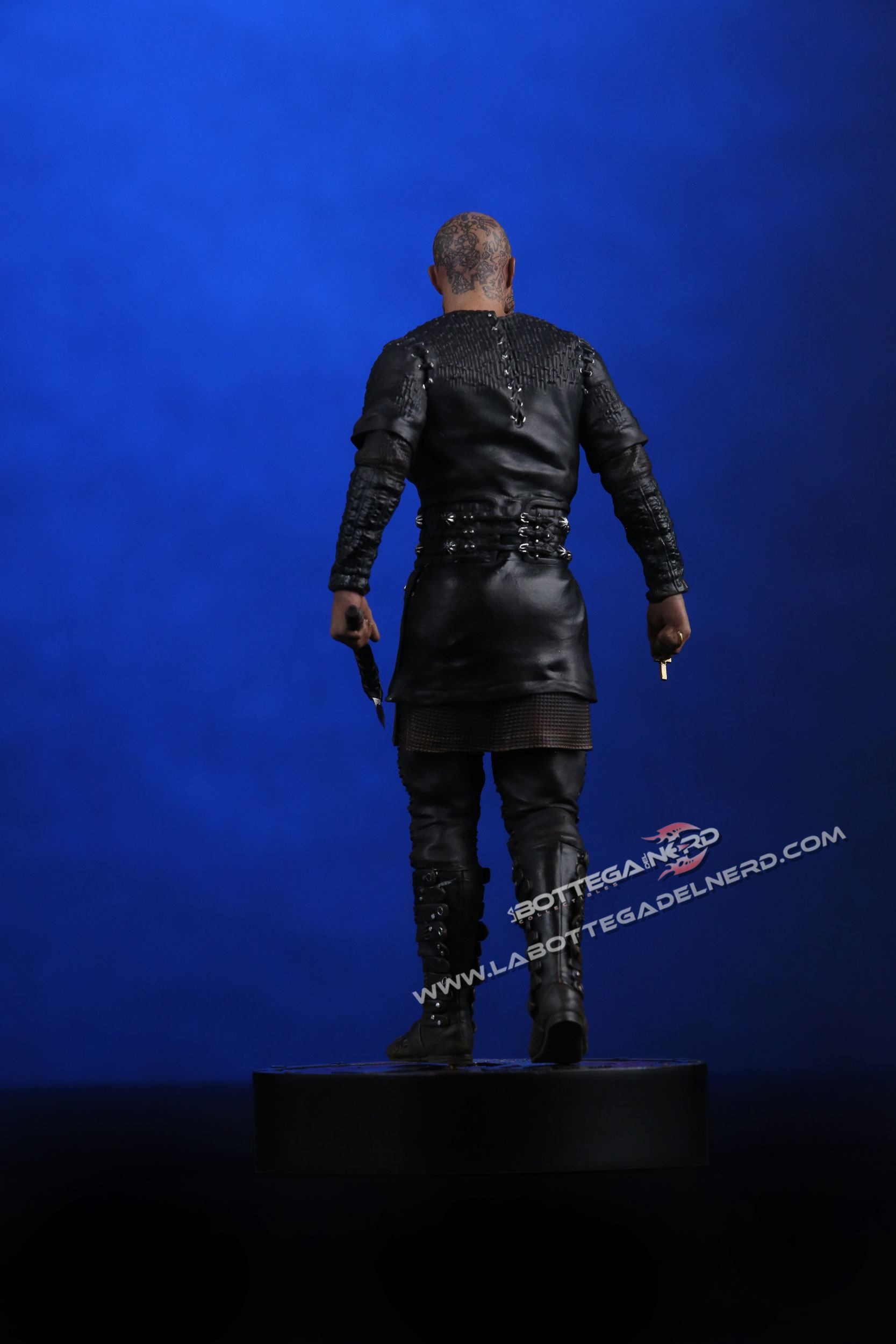 Vikings - Statua Ragnar Lodbrok 23cm - immagine 4