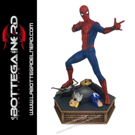 Spider-Man Homecoming - Statua Spider-Man 30cm