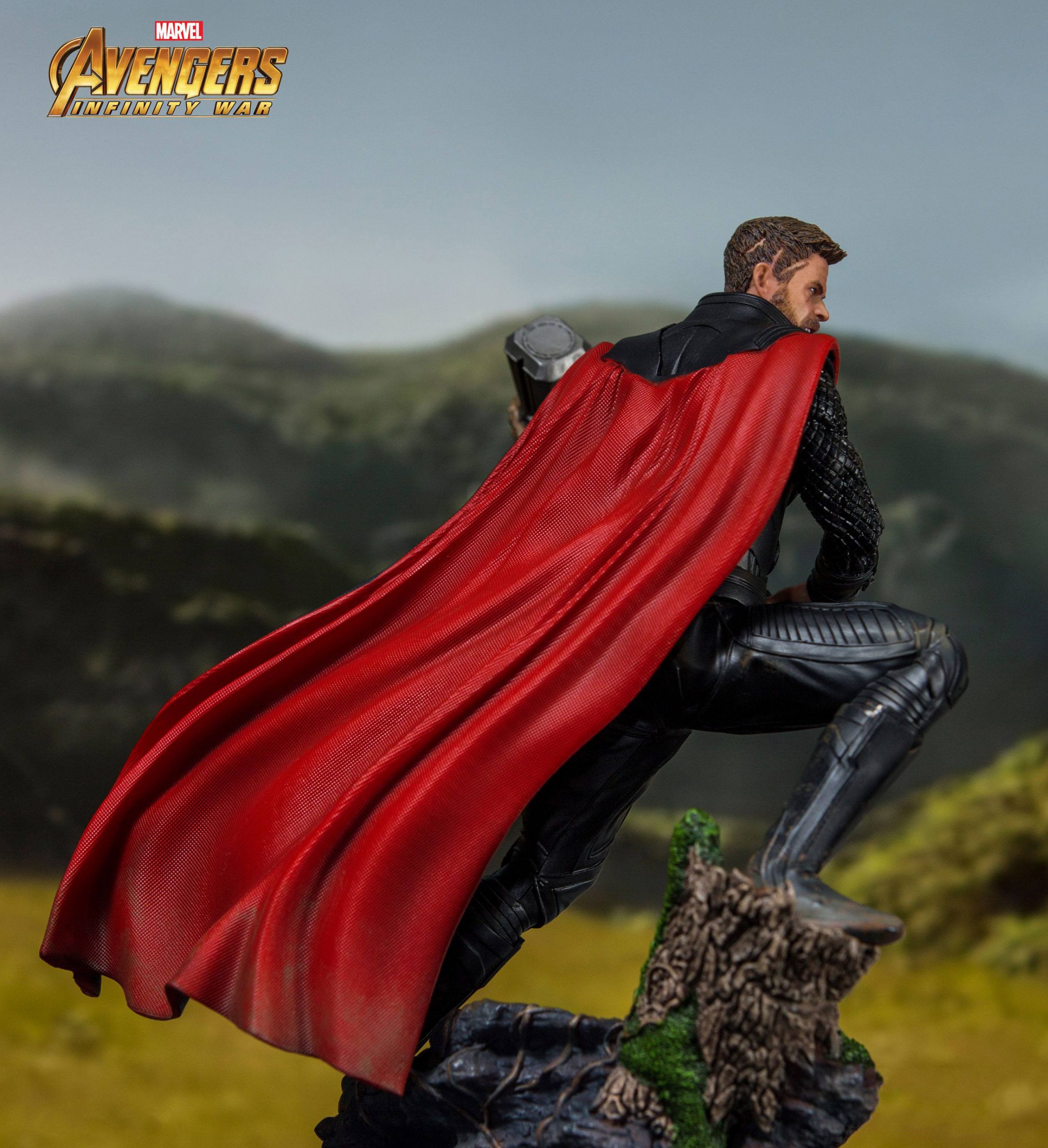 Avengers Infinity War - Statua THOR 23cm - immagine 3